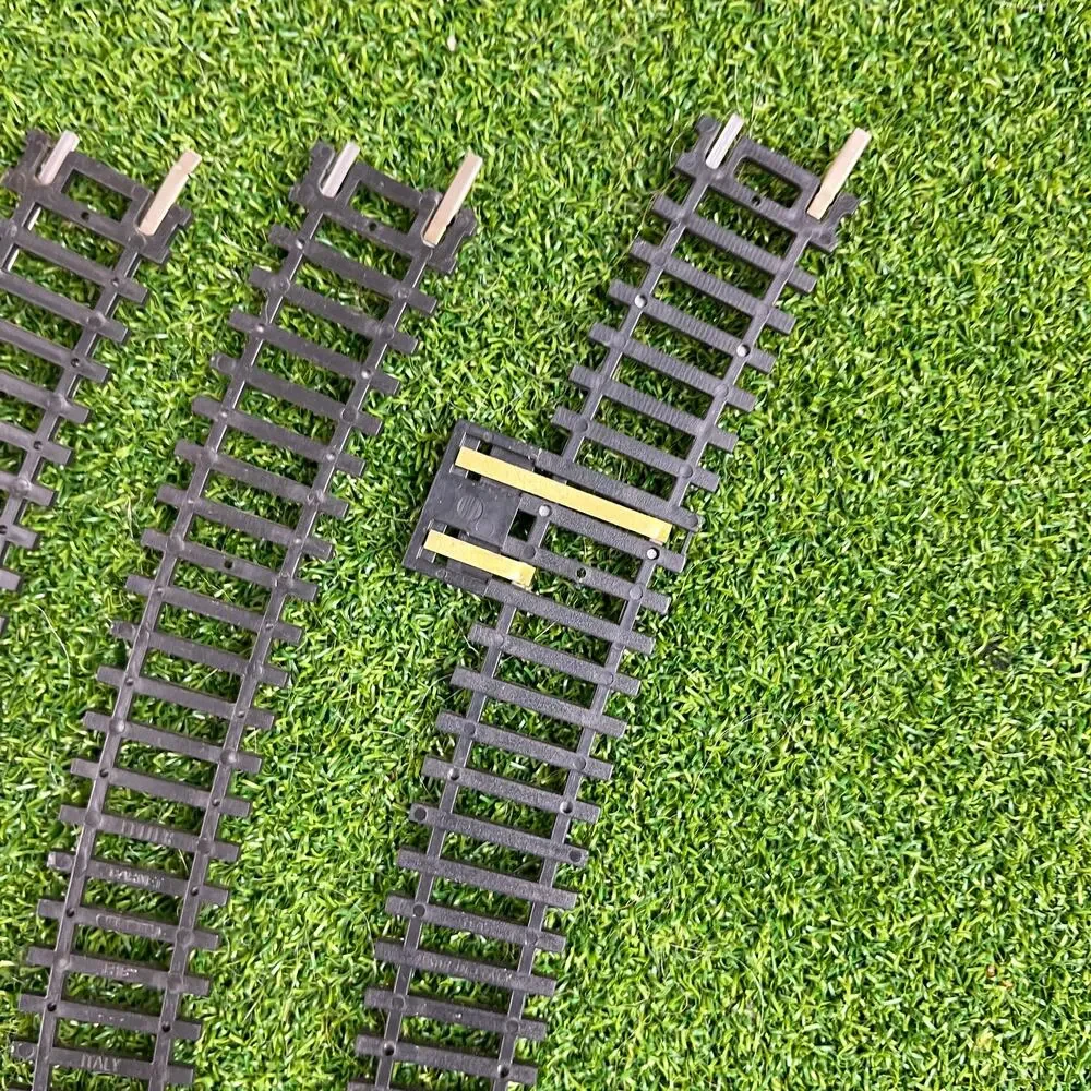 Vintage Model Train Curved Tracks HO Scale Railway Layout